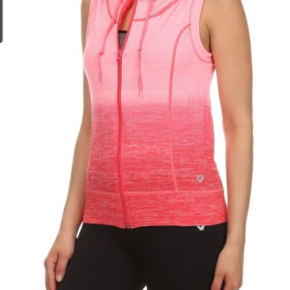 Shoactive sport enthusiast This is the hoodie vest you need whicking 4way stretc - Picture 4 of 13